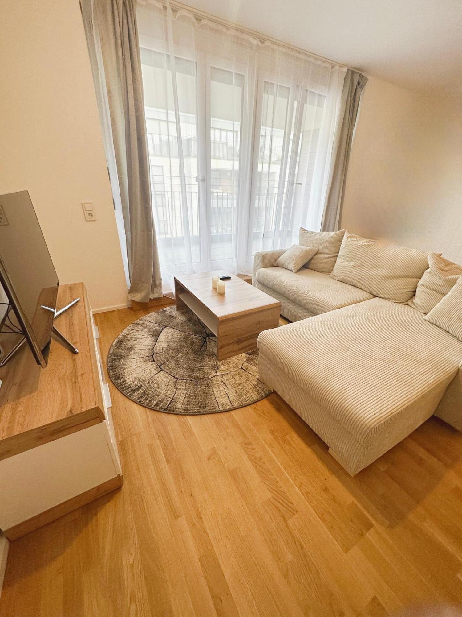 Seductive 1-Room Apt, Centre Of Estugarda Exterior foto